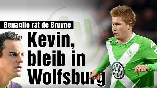 国乒多人香港街头行！王曼昱大笑露齿：8连胜张本美和国乒唯一