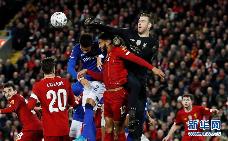 队报：里昂计划1月引进一名中卫，已经联系了切尔西的迪萨西