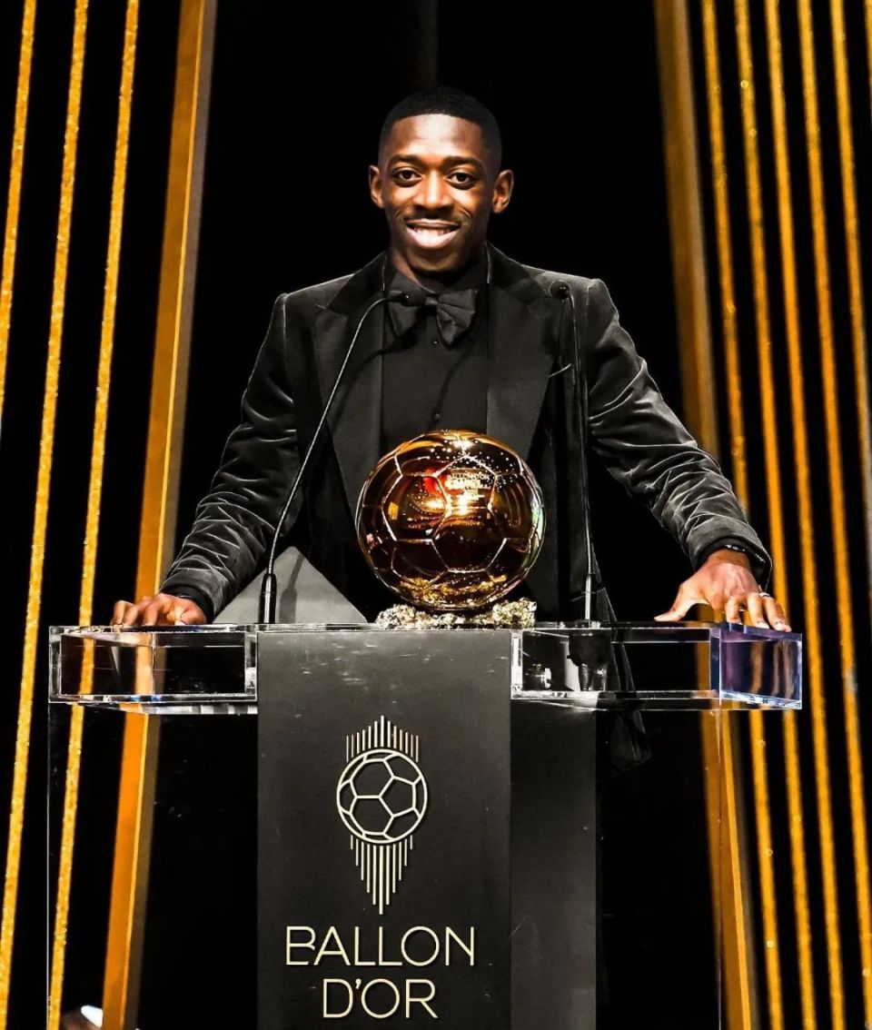 球星任意球脚法惊艳亮相