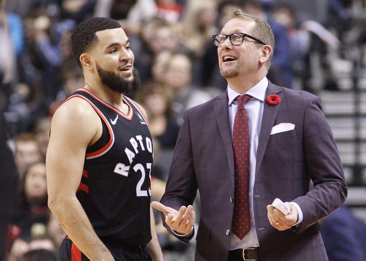 里埃尔与萨 里埃尔与萨